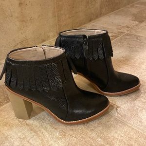 10 CROSBY DEREK LAM heeled ankle booties in Black Size 9